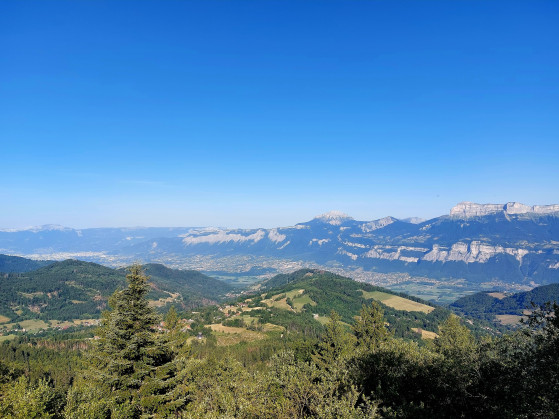 Le massif de la Chartreuse et la vall&eacute;e du Gr&eacute;sivaudan