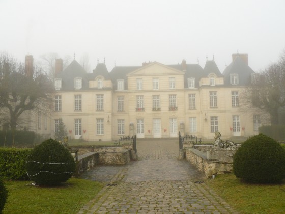 Le Mesnil Saint Denis. Le chateau