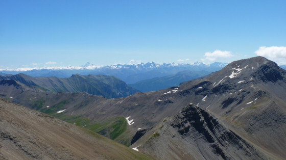 Le Mont Viso au loin