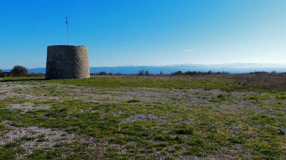 Le moulin et les Pyr&eacute;n&eacute;es