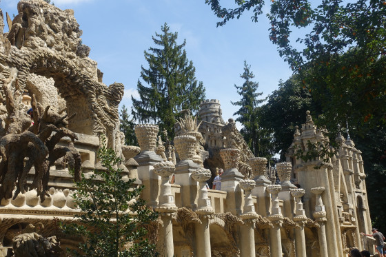 Le Palais Id&eacute;al du Facteur Cheval
