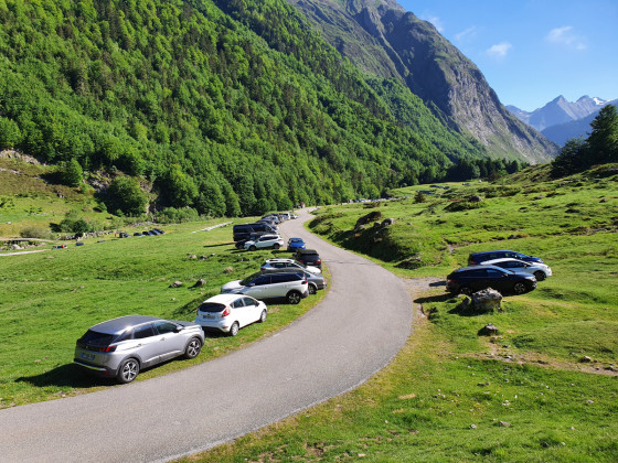 Le parking de Bious-Artigues