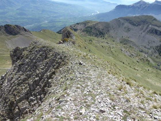 Le petit col et le couloir de descente.