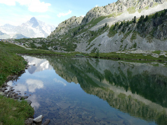Le petit lac de Pétarel