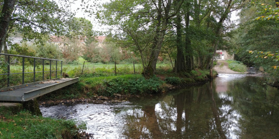 Le petit pont sur l\'Avière