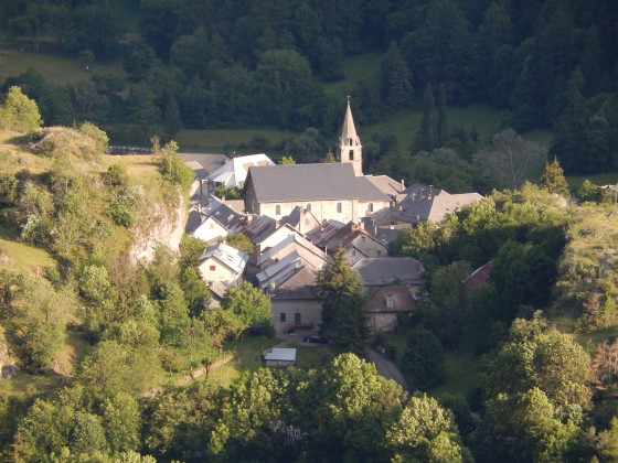 le pied du village le lauzet-ubaye
