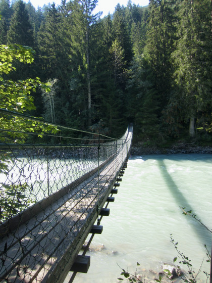 Le pont suspendu