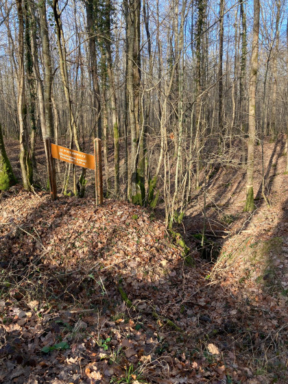 Le Puits Rippault, route de La R&eacute;serve.