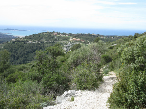 Le quartier d\'Hugueneuve vu depuis le GR Le quartier d\'Hugueneuve vu depuis le GR