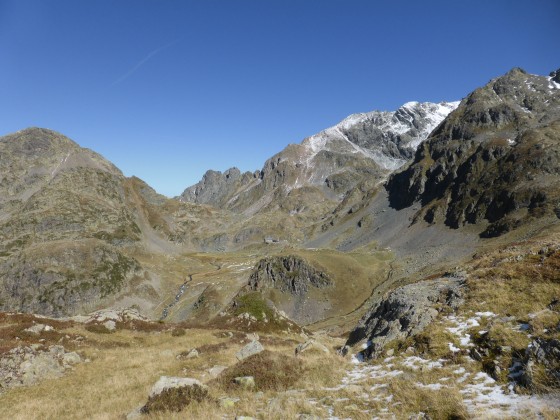 Le Refuge et le Col de la Pra