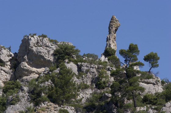 Le rocher du doigt vers le ciel.