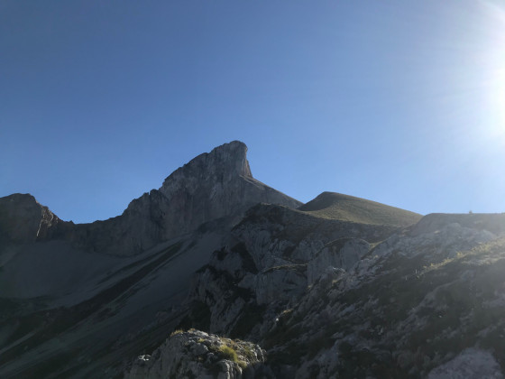 Le Rocher Rond et la Crête des Aiguilles