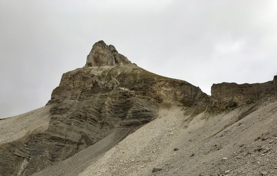 Le Rocher Rond vu depuis le cirque des Clausis