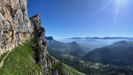 Le sangle au-dessus du pré du Serre