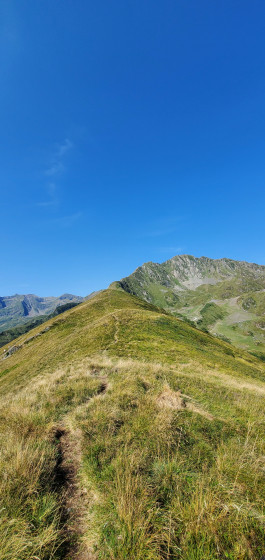 Le sentier de cr&ecirc;te