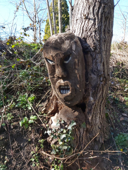 Sculpture le long du sentier du sculpteur