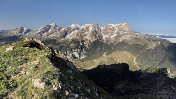 Le soleil arrive enfin sur le vallon du Mas sous la Tête de Lapras