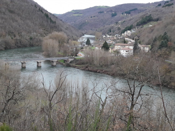 Le Truel