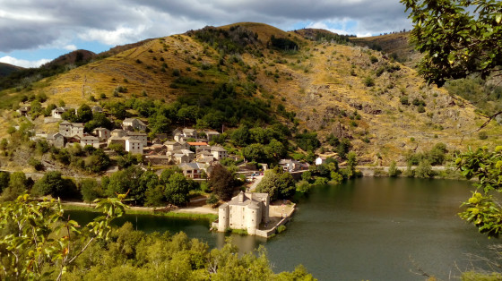 Le village de Castanet