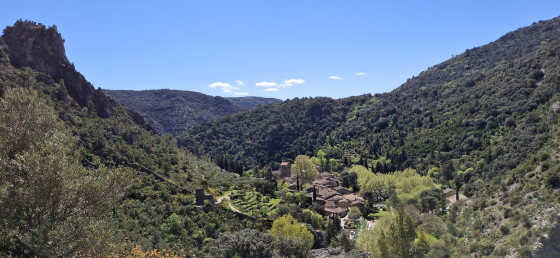 Le village vu du chemin de randonnée