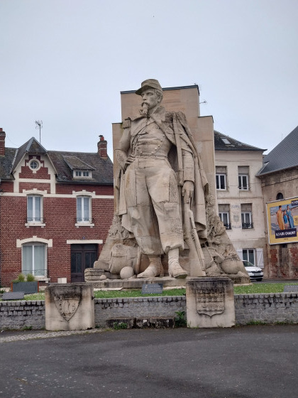 L'artilleur de la Place d'Armes à La Fère