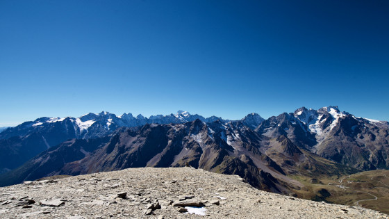 Les Écrins et l\'Oisans vus de la Tête de Colombe