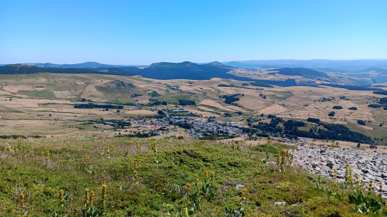 Les Estables vu du Mont d'Alambre