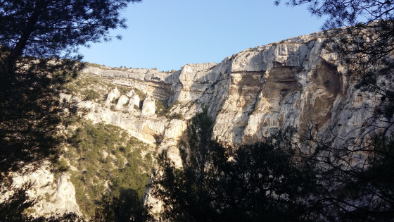 Les falaises entourant le Gouffre
