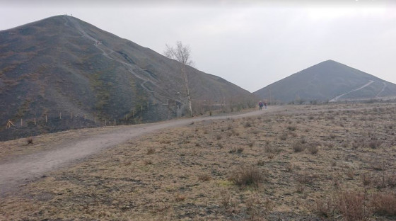 Les pyramides noires de Loos-en-Gohelle