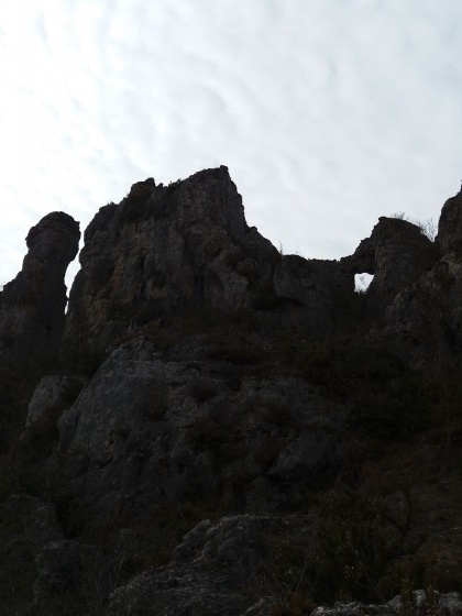 Les rochers.