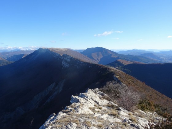 Ligne de crête, Montagnes des Gravières et du Raton