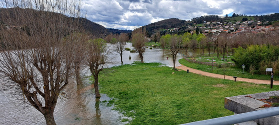 LoireD&eacute;borde1Avril24