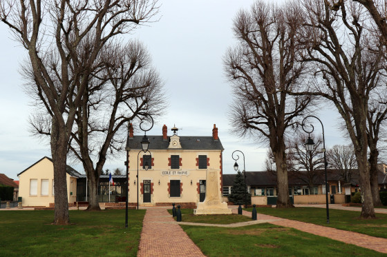 Mairie de Diors à Fourches