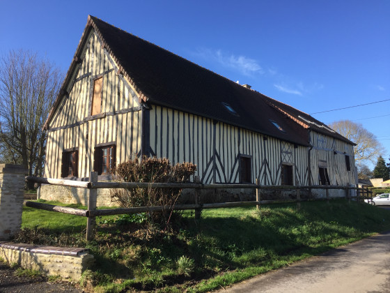 Maison à colombages à Cléville