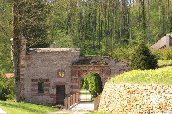 Maison Forte