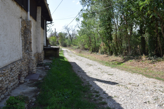 Maison juste avant le petit bois
