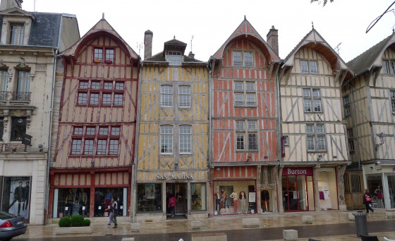 Maisons troyennes à pans de bois