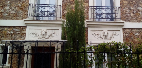 Mascarons