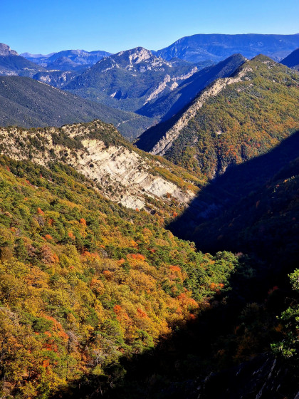 Massif de l\'Esteron à l\'est