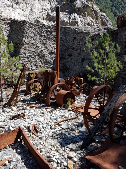 Matériels laissés sur place à l’arrêt de la mine