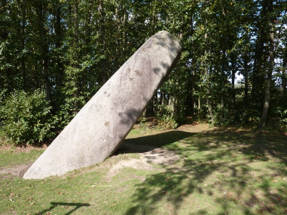 Menhir de La Tremblais à Saint Samson sur Rance