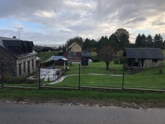 Meslier vu depuis le chemin de Quévrus