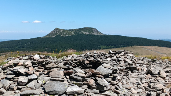 M&eacute;zenc vu du Mont d'Alambre