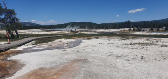Midway Geyser Basin