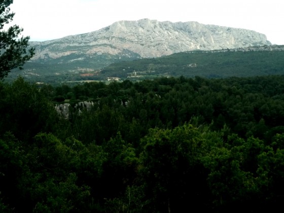 Milieu de rando, vue Ste Victoire Milieu de rando, vue Ste Victoire