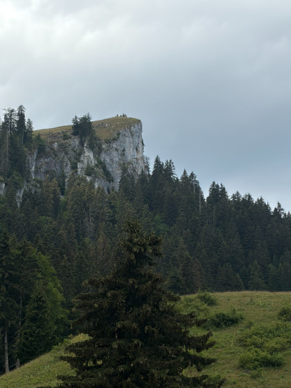 Mont Baron vu depuis la descente