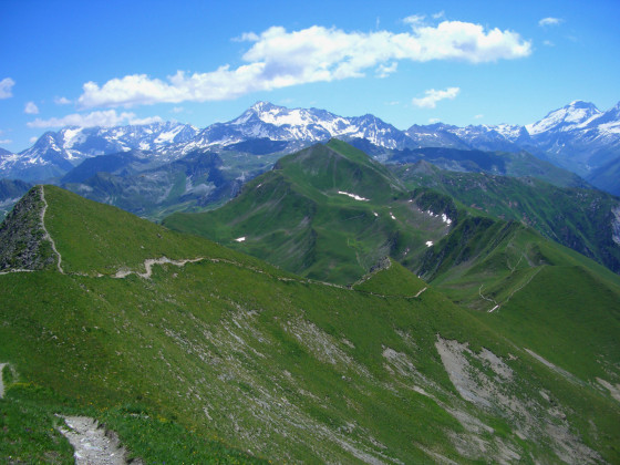 Mont Jovet en traversée, par le Dou de Moutiers et le Roc du Bécoin