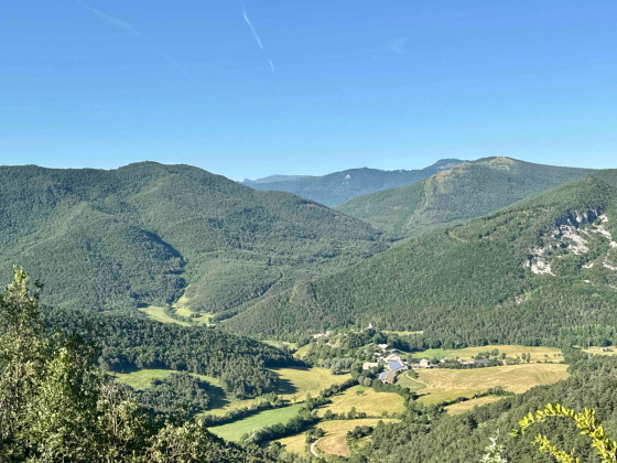 Montbrand et la vall&eacute;e de l'Aiguebelle