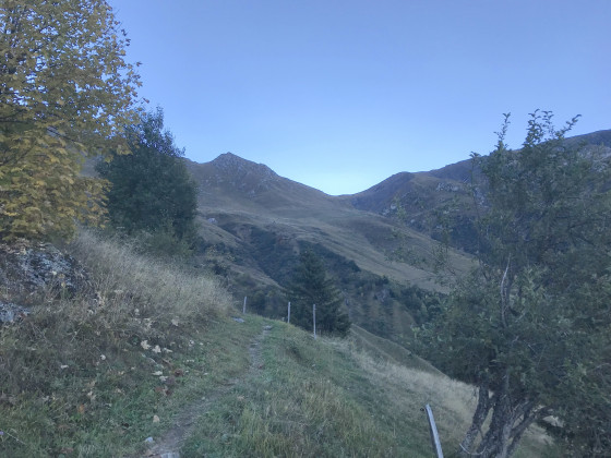 Montée en direction du Col de Valbuche