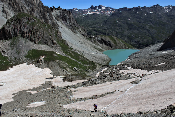 Montée entre le lac et le col des Béraudes
